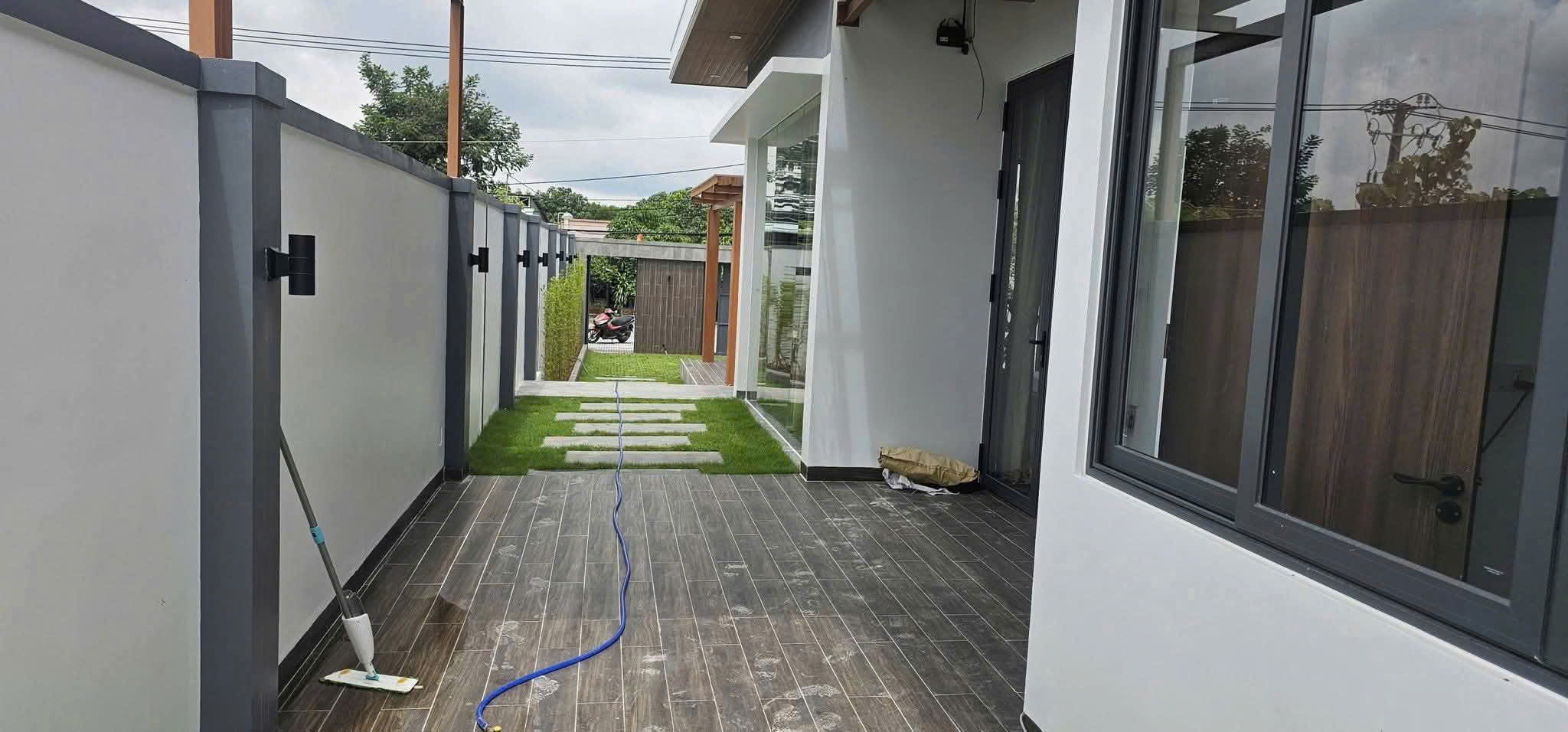 Bán nhà vườn đẹp- Mặt tiền đường Thạnh Thới- Cần Giờ